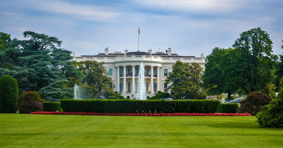 Z AI je „Super Intelligence“. Trump přejmenoval technologii a šéfové firem podepsali morální závazek